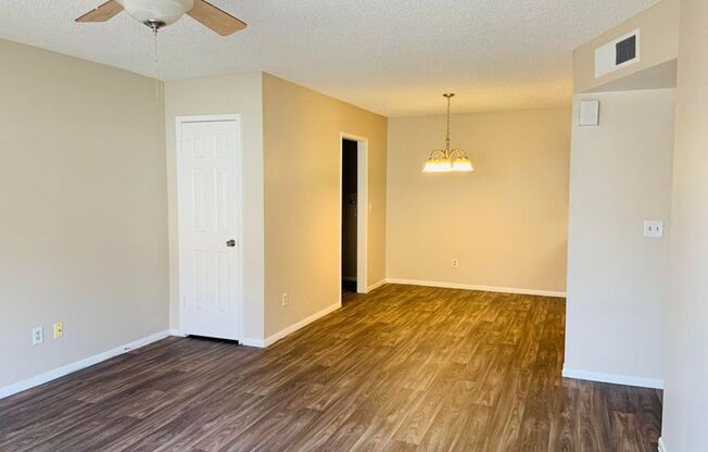 13212 N 51st Lane, Glendale, Cute 2 bed, 1 bath townhome with 1 car garage