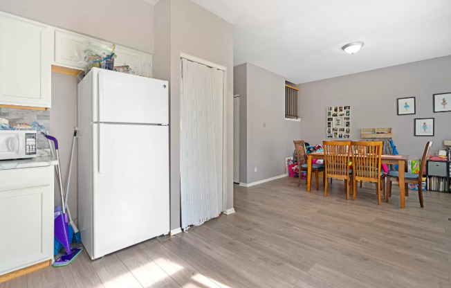 389 RICHMOND CT