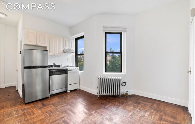 Studio, 1 bath, $3,295, Unit 4B