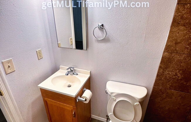 2 beds, 2 baths, 945 sqft, $1,400, Unit 1