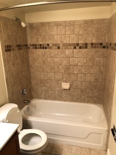 2 beds, 1 bath, 760 sqft, $1,900, Unit 1-1110