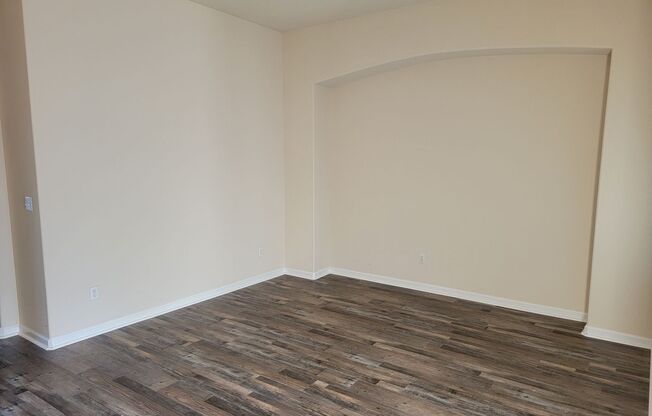 4 beds, 3 baths, $2,795