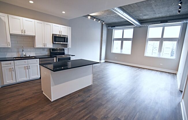 1 bed, 1 bath, 673 sqft, $3,050, Unit 3833-314