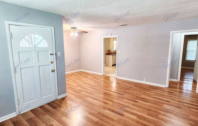 1520 HILLTOP DR
