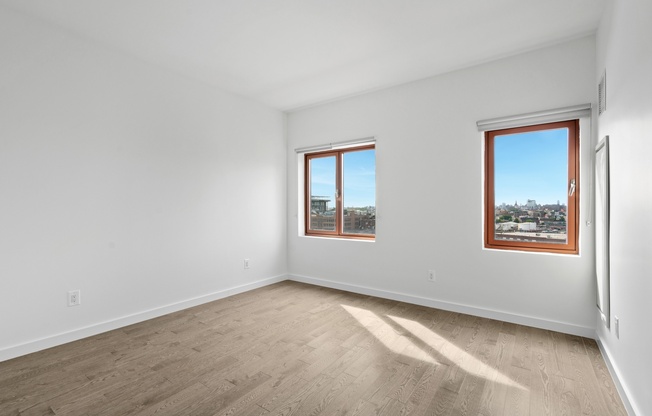 2 beds, 2 baths, $6,100, Unit 528