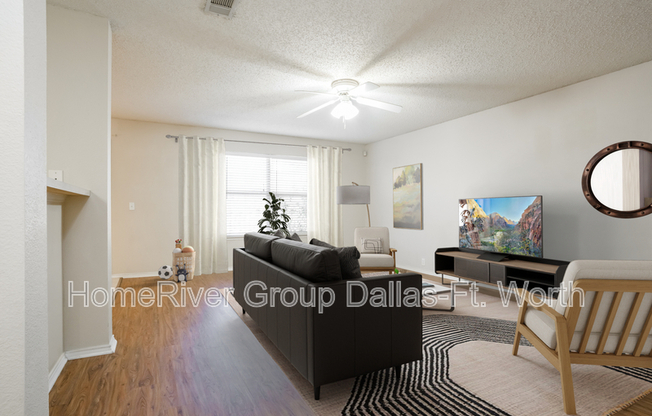 1611 WATERS EDGE DR