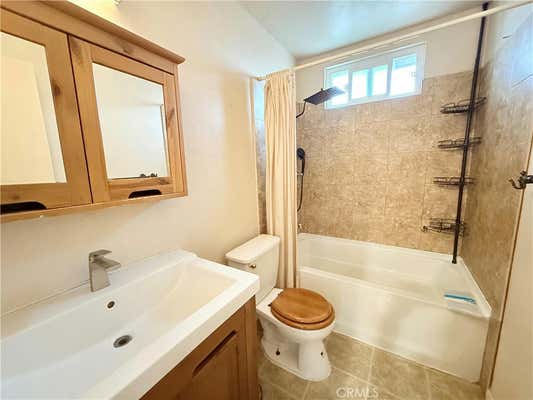 2 beds, 2 baths, 982 sqft, $2,750, Unit UNIT B