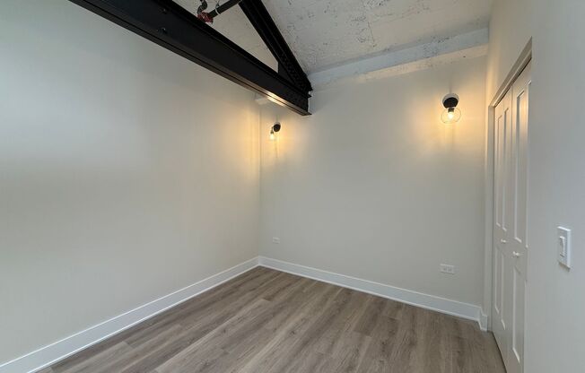 2 beds, 2 baths, 1,000 sqft, $4,195, Unit 203