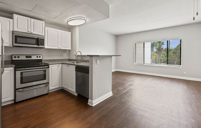 1 bed, 1 bath, 615 sqft, $1,995, Unit 0216