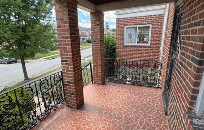 3BED 2BATH FINISHED BASEMENT $1650/MONTH!