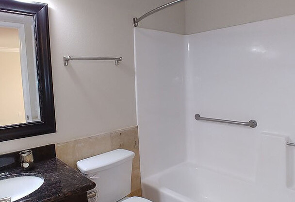 2 beds, 2 baths, 950 sqft, $2,950, Unit 206