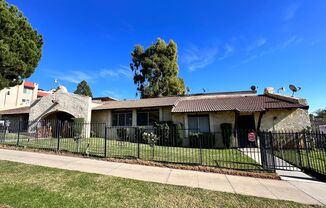 2 beds, 1 bath, 750 sqft, $1,595, Unit Apt 36