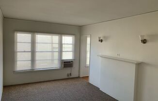 1 bed, 1 bath, 550 sqft, $1,595, Unit 116 Unit J