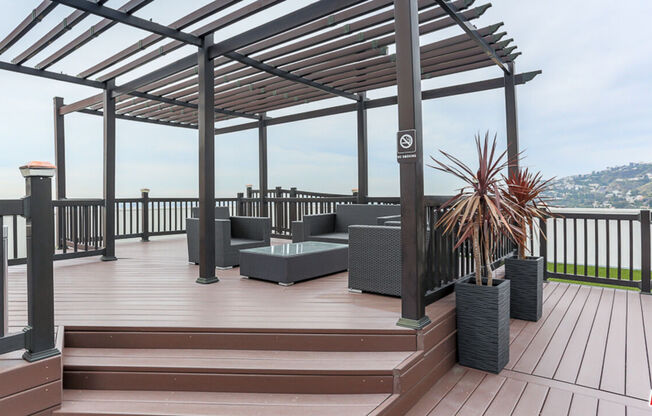 1 bed, 1.5 baths, 1,009 sqft, $3,990, Unit 1112