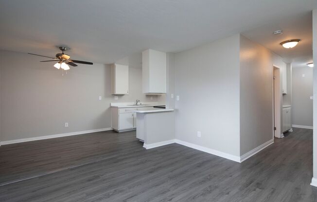 3 beds, 2 baths, 1,100 sqft, $2,695, Unit 19