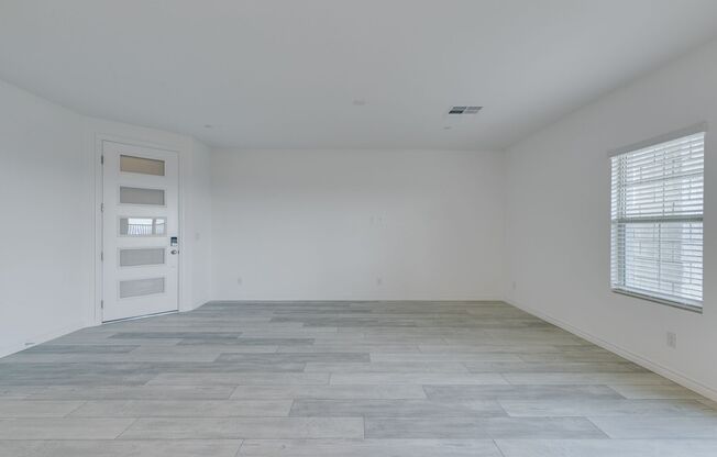 3 beds, 3 baths, $2,750, Unit UNIT 1140