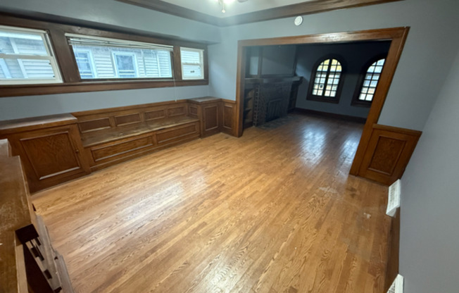 ✨ Updated 4BR/2BA Single-Family Home — Garage Parking, Water & Lawn Care Included ✨