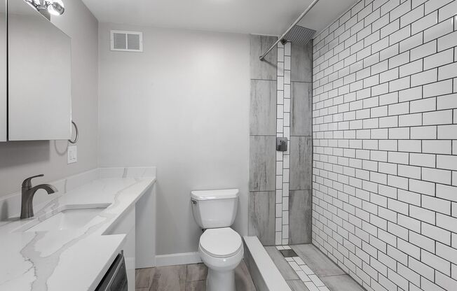 1 bed, 1.5 baths, 667 sqft, $2,495, Unit 26D