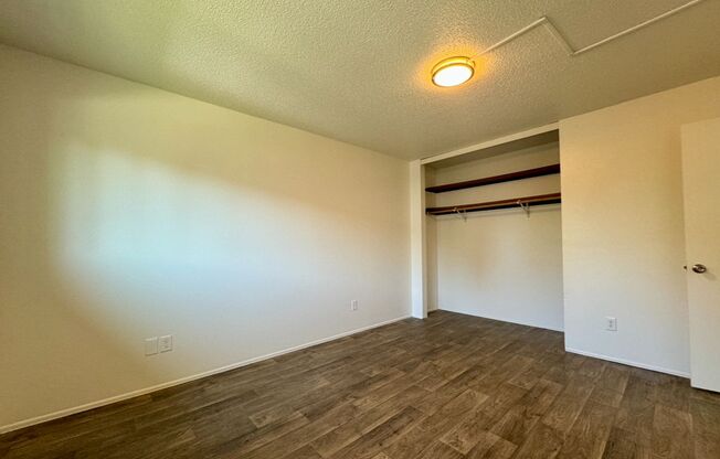 2 beds, 1 bath, 850 sqft, $1,425, Unit 15