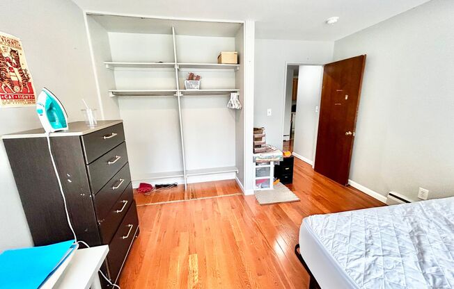 2 beds, 1 bath, 768 sqft, $2,440, Unit 218