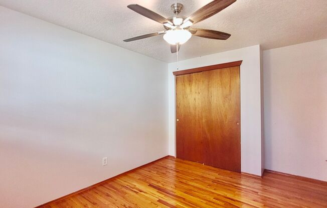 3 beds, 1 bath, $2,395