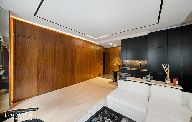 465 PARK AVE