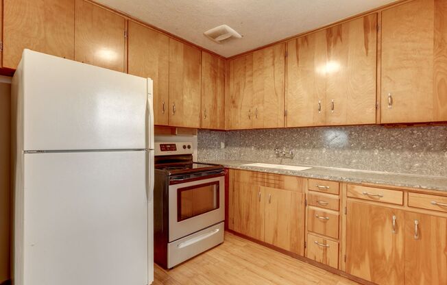 3 beds, 1 bath, $2,060