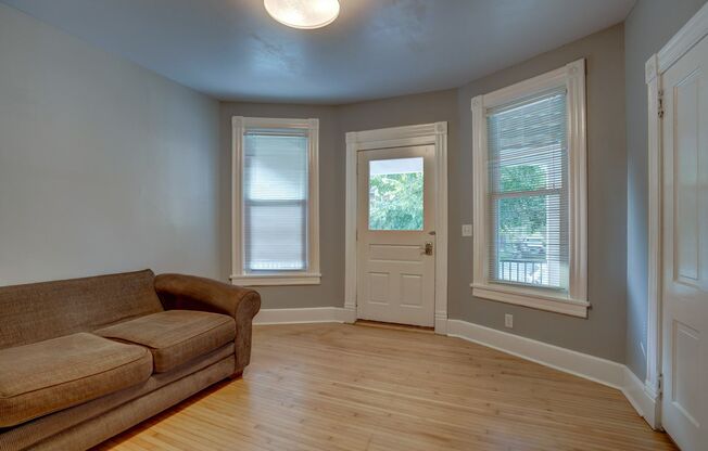 538 W Wilson #1