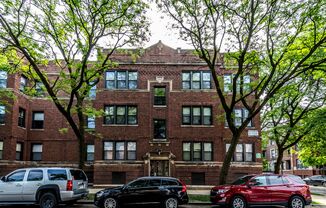 5015 S Champlain