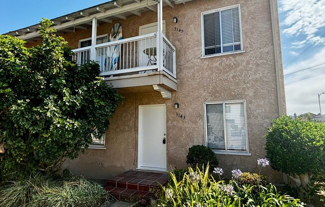 Charming and Bright 2 bed 1 bath in Point Loma