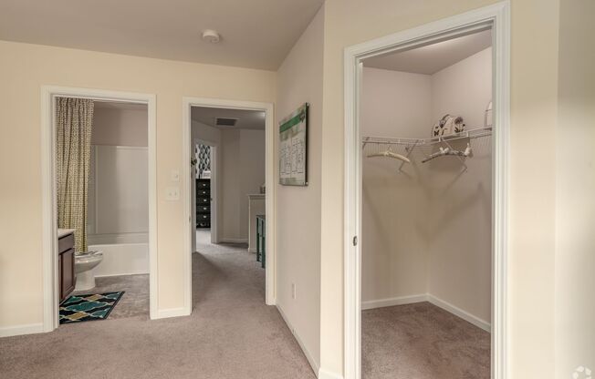 2 beds, 2.5 baths, 1,320 sqft, $1,599, Unit 2524 AHC