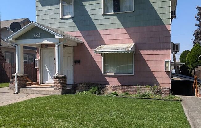 1 bed, 1 bath, $1,050, Unit Watermelon 3 (WM3)