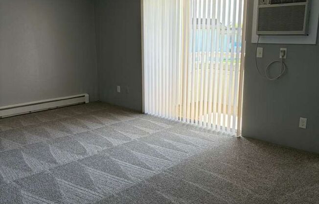 2 beds, 1 bath, 867 sqft, $1,285, Unit 601 I201