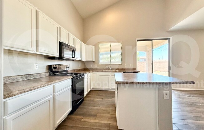 3690 E JANELLE CT
