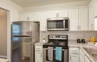 Colonial Towne Apartments