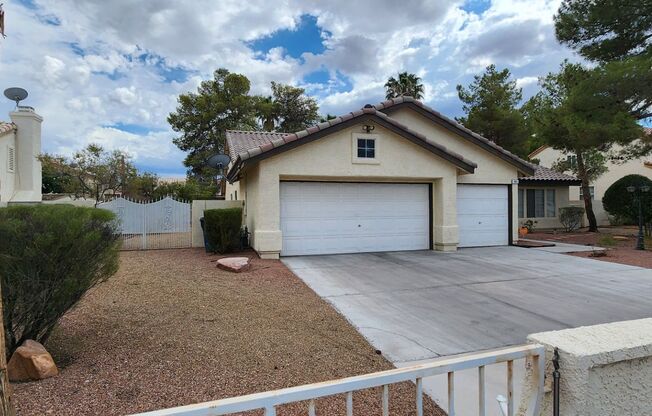 Well Maintained Single Story Pool Home in a great location!