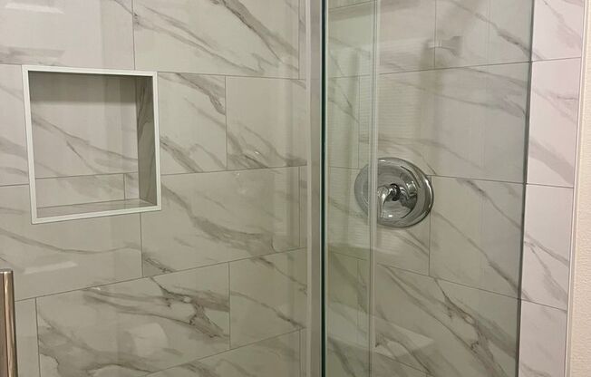 2 beds, 2 baths, 950 sqft, $4,000, Unit 509