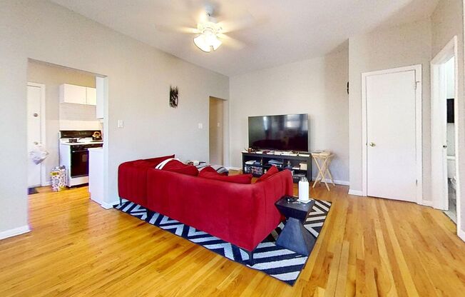 1331-41 W. Addison