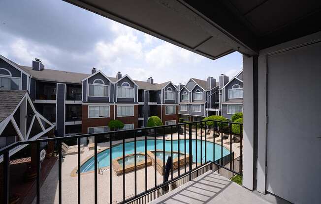 The Trellis at Lake Highlands balcony near pool