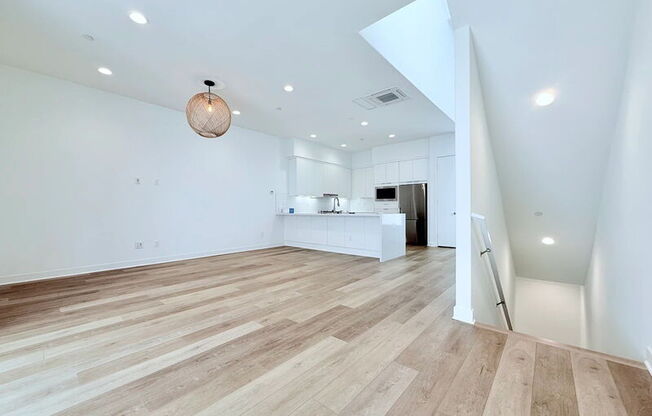 10917 1/2 OTSEGO ST