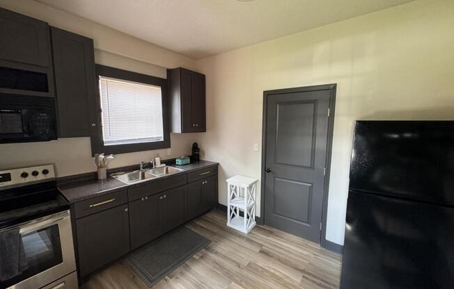 1 bed, 1 bath, $675