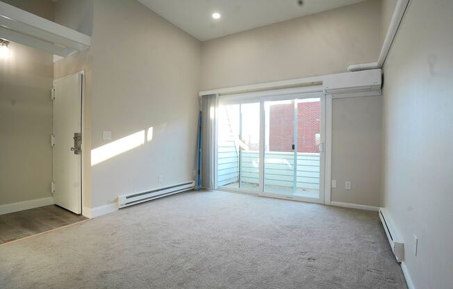 1 bed, 1 bath, 775 sqft, $2,350, Unit 24-6