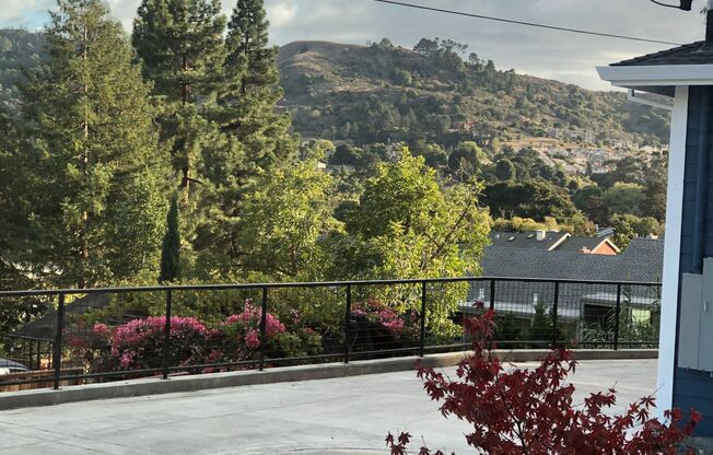 463 La Paloma Rd