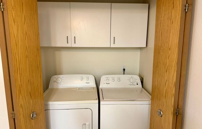 3 beds, 2 baths, 1,100 sqft, $2,149, Unit 8033