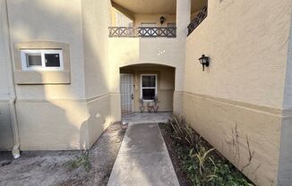 Eastlake Shores Downstairs Condo feat. Two Bedrooms and Two Bathrooms