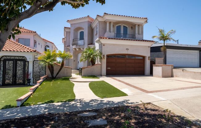 Stunning 4 bed, 4.5 bath home located on a quiet and highly desirable street in Redondo Beach