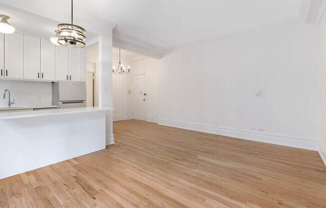 504 510 W 110 ST