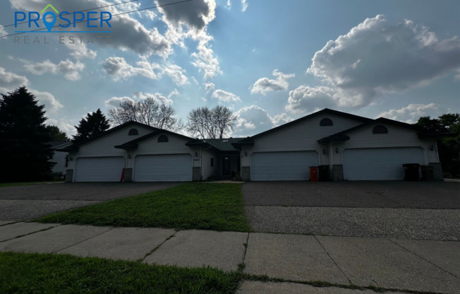 2 beds, 2.5 baths, $1,300