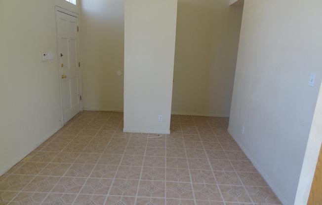 3 beds, 2 baths, $1,195