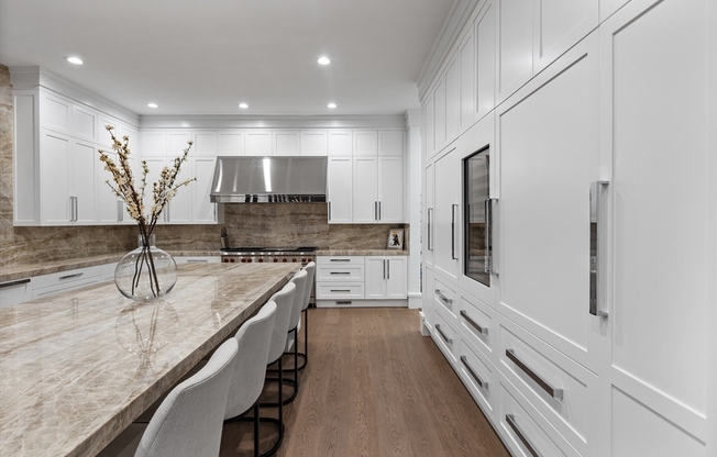 138 WOODLAND RD